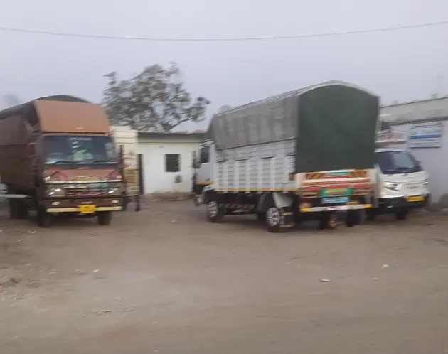 hire mini truck kolkata to siliguri